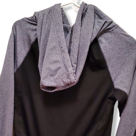 PINK Victoria's Secret Ultimate Pullover Hoodie - Picture 9 of 15